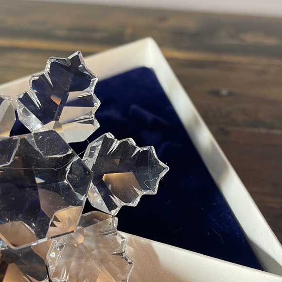 Swarovski 1996 Christmas ornament in box.  Rare. - Picture 9 of 17